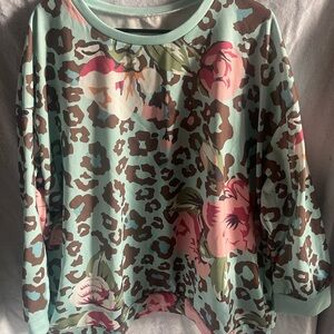 Floral Leopard Print Sweatshirt